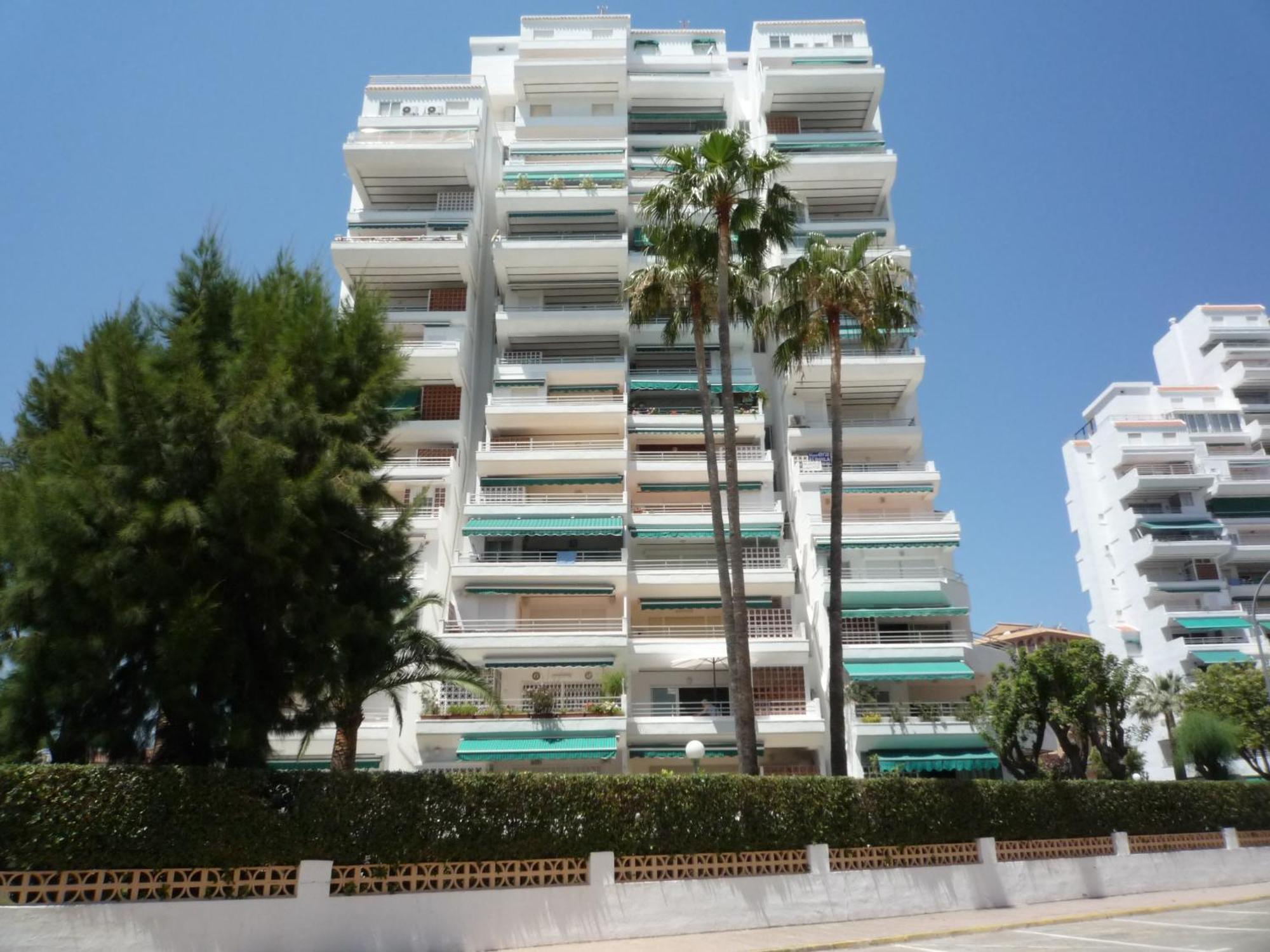 Apartamentos Marblau Varios 1, 2 Y 3 Dormitorios - Julio Y Agosto Solo Familias Playa de Gandia 外观 照片